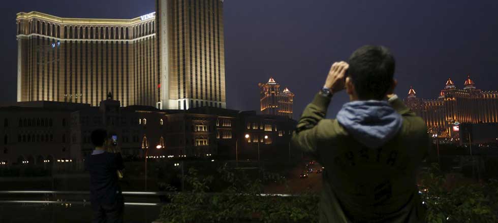 Macau Gambling Revenue Plunges to Record Low