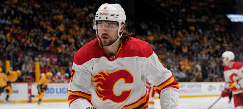 Flames Traded Chris Tanev to the Stars